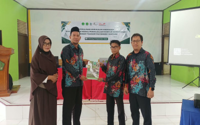 MTs Negeri 1 Sintang Sosialisasikan Kurikulum Madrasah Berbasis Cinta