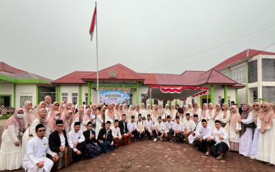 MTsN 1 Sintang Ikuti Upacara Hari Santri Nasional 2026