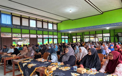 MTs Negeri 1 Sintang Gelar Rapat Evaluasi Akhir Tahun Bersama Orang Tua Siswa dan Komite Madrasah