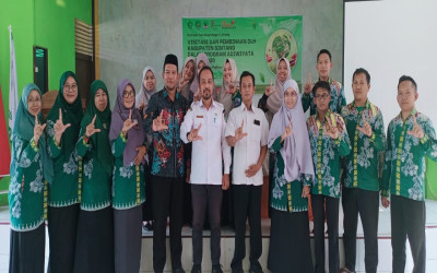 MTs Negeri 1 Sintang Terima Visitasi dan Pembinaan Program Adiwiyata Tahun 2026 dari Dinas Lingkungan Hidup Kabupaten Sintang