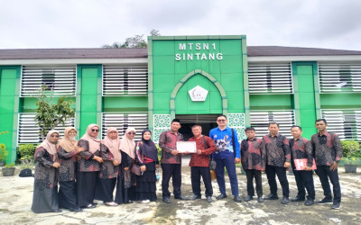 MTs Negeri 1 Sintang Menerima Kunjungan SMP Negeri 2 Sintang